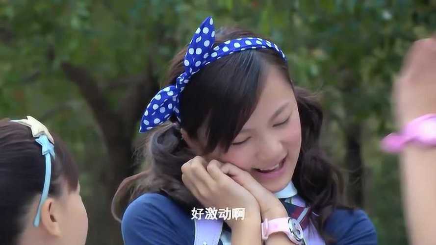 舞法天女里的蓝天妈妈为什么会手舞法？舞法天女伊丝扮演者？ 