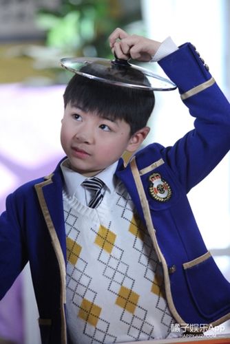 2022开学第一课总导演?谁知道黄誉博哪年生的?