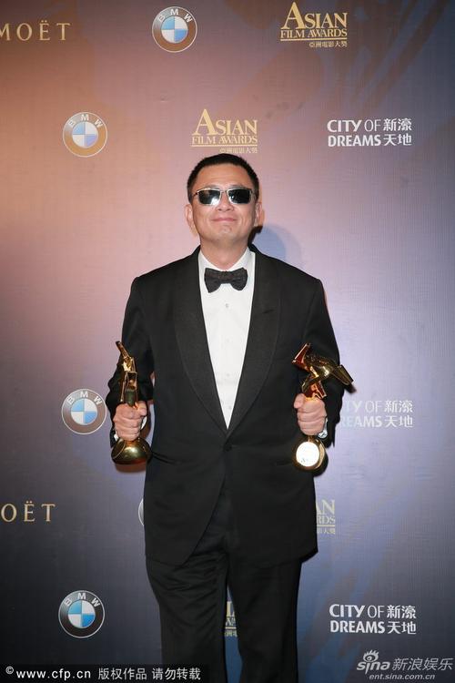 我是英雄导演?英雄是王家卫导演的吗?