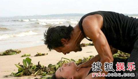 电影征途向羽的扮演是谁?电影一半海水一半火焰的主演是谁?
