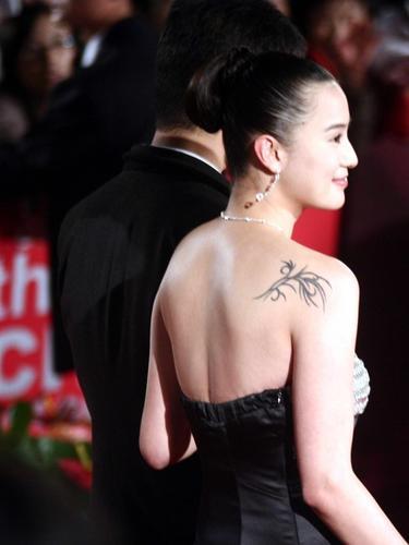 沈曼是律师还是导演？宋佳满背纹身哪一部电影？ 