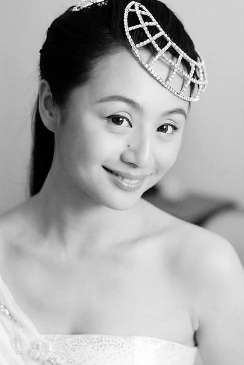 唐静和曹颖怎么那么像呢？湖南卫视主持人与导演是谁？ 
