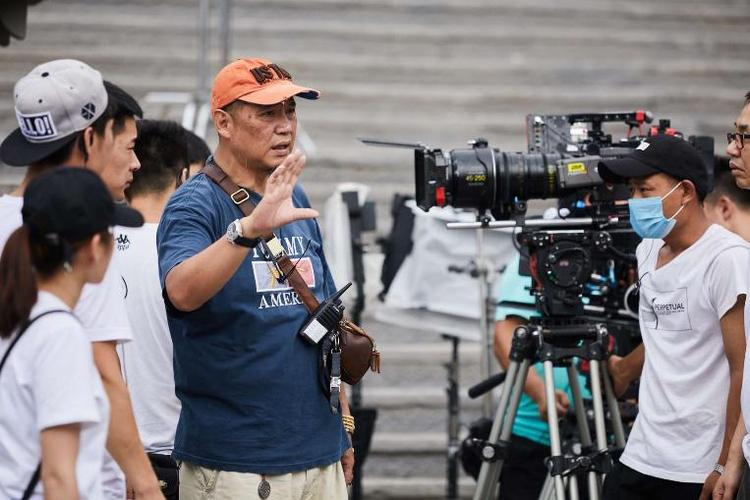 导演组都有什么职位？临时加戏什么意思？ 