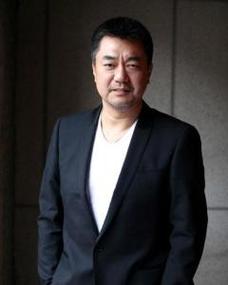 请问演员董勇是国家一级演员吗?八一厂杨虎导演的老家是哪里?
