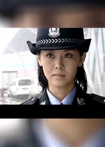 警中英雄雷茜卧底身份暴露?尼基塔是谁扮演的?