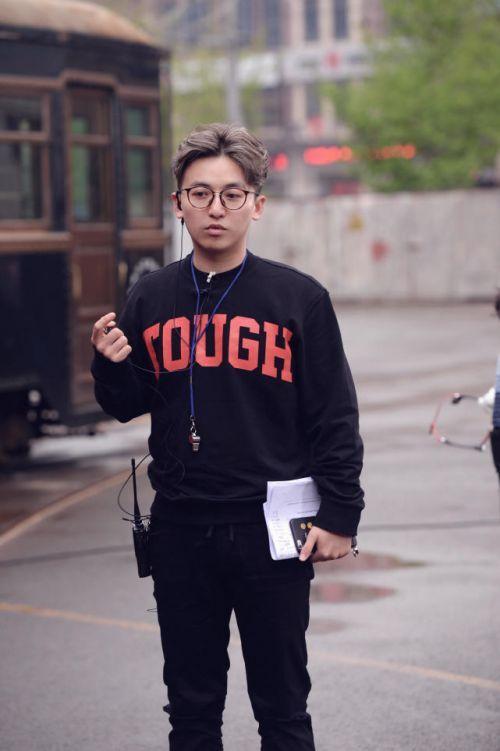 奔跑吧兄弟一共三个导演都是谁？奔跑吧前三季导演？ 