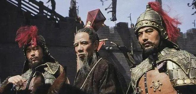 94三国演义为什么用五个导演？场面调度的三种形式？ 