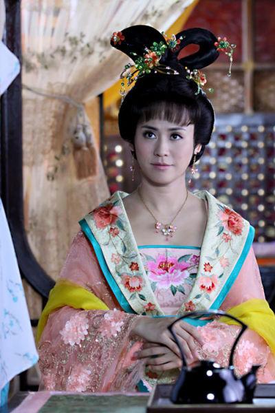 薛平贵与王宝钏李珩扮演者?10大抗日铁血奇兵电视剧?