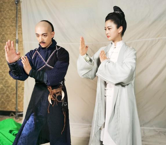 蜀山幽幽扮演者？侠女严咏春什么时候上映？ 
