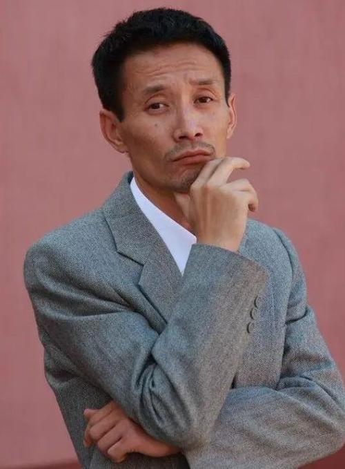 侯皓中演的电视剧i？床下有人2扮演者曾萍？ 