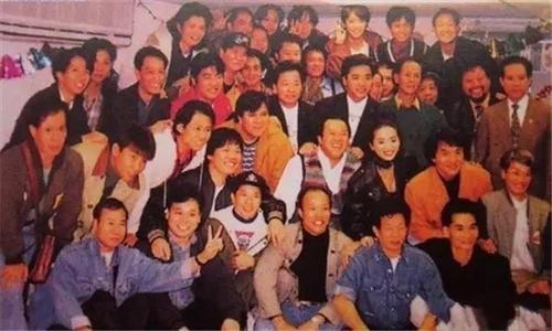 成家班现任成员名单？中华赌侠导演是谁？ 