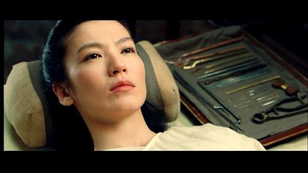 林熙蕾和杨紫琼演的武侠电影？窈窕先生电影导演？ 