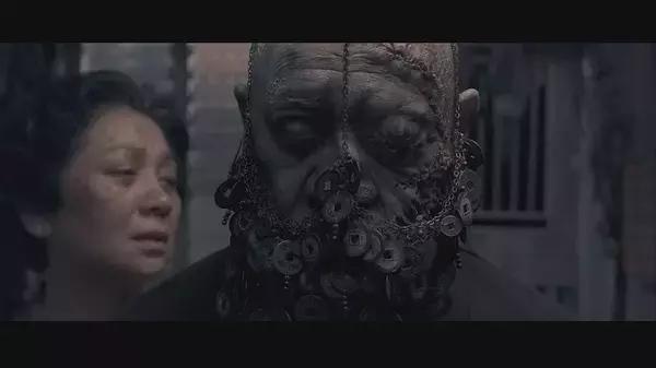 健忘村电影导演?国产恐怖片《天黑请闭眼》到底讲的是什么啊?我咋看不懂!谁给我详细讲讲啊?