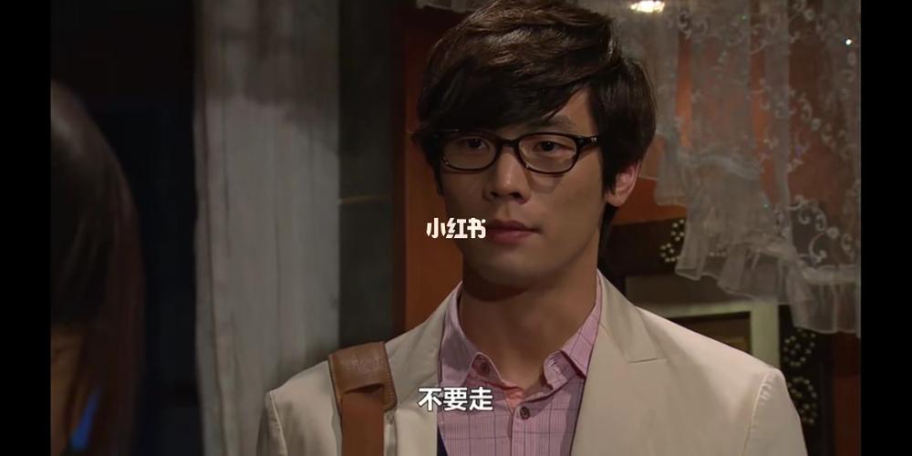 搞笑一家人2舅舅的扮演者？有哪些搞笑的电影和电视剧啊？ 