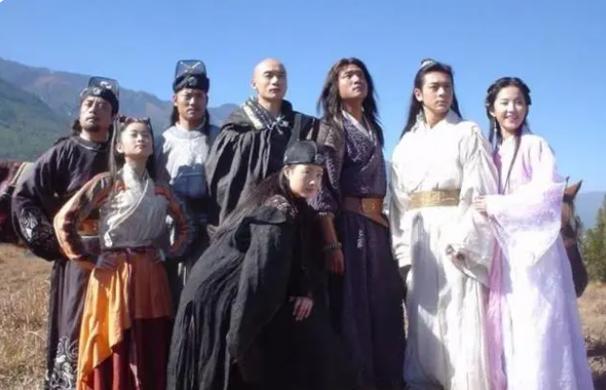天龙八部导演分别是谁?03版天龙八部的导演是张纪中吗?