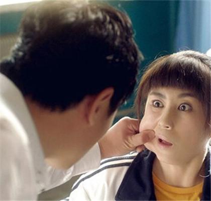 夏洛克的烦恼导演是谁?80年代潘虹主演的电视剧是什么?