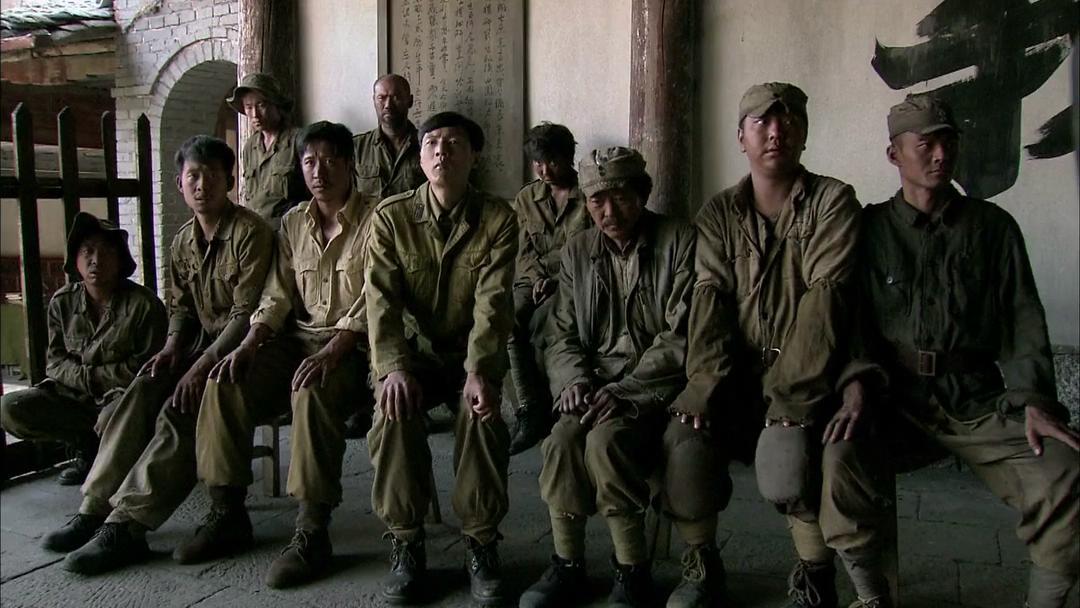尼古拉凯奇有哪些经典电影？有什么像生死线和我的团长我的团那样真实好看的战争电视剧？ 