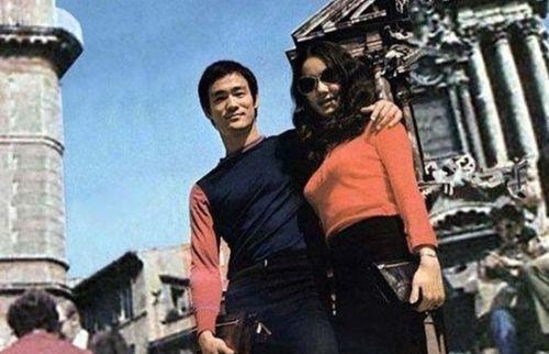 魏金凤是什么电视剧?猛龙过江是李小龙本人吗?