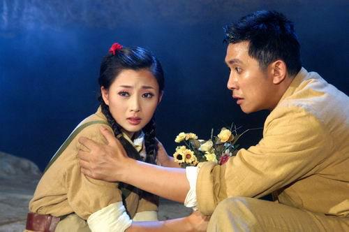我在天堂等你殷桃主演？天堂电影院艾莲娜结局？ 