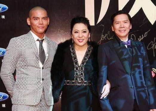 李连杰给向华强拍的哪部电影？任达华和向华强一起演的电影？ 