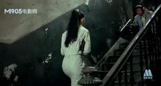 恐怖片，乡村教师？被鬼奸 导演 