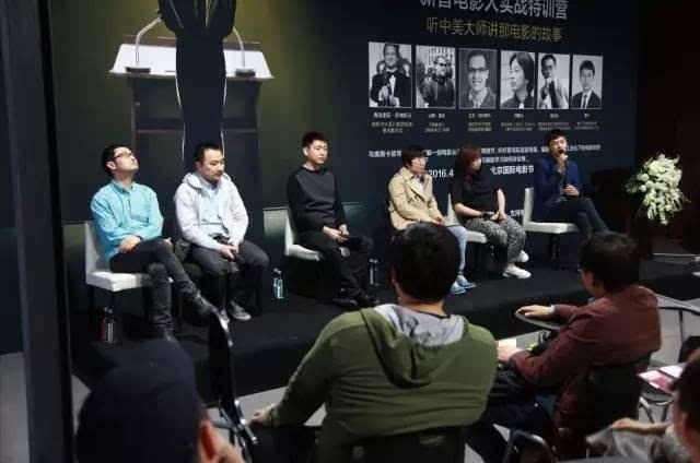怎么才能认识导演?导演和制片人谁大?