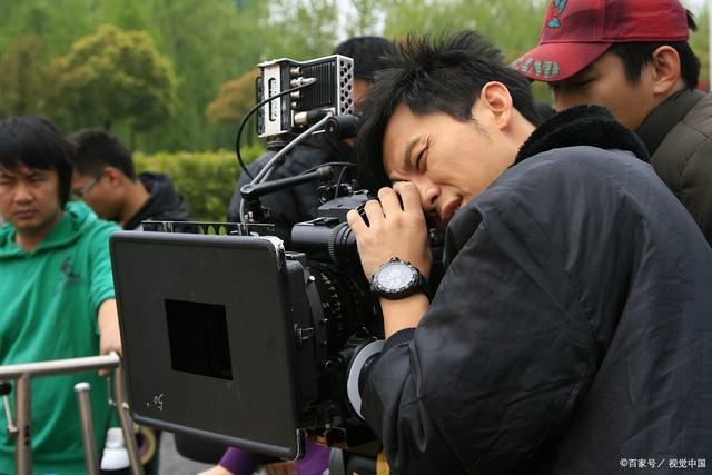 导演、制片人和出品人有什么区别?导演在影视作品中起什么作用?