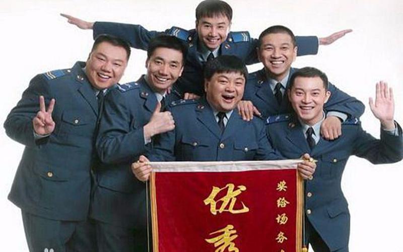 炊事班的故事临时法庭？快乐炊事班主演？ 