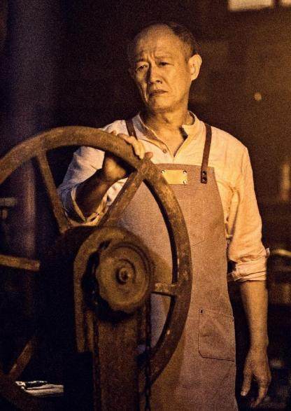 人间喜剧,电影结局?导演金士杰媳妇是谁