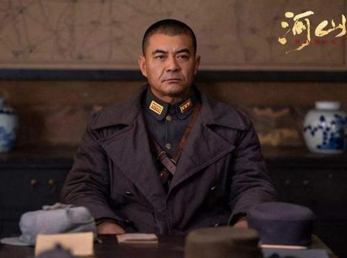 王新军和许亚军是一个人吗？尤勇王新军演的抗日剧？ 