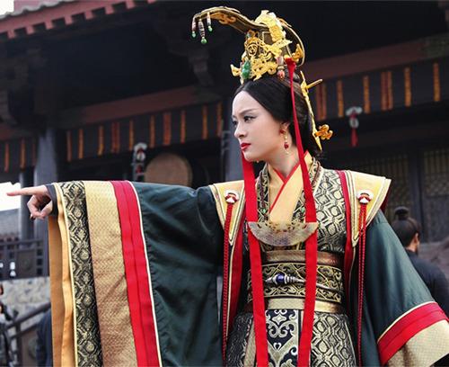 芈月传宣太后扮演者?芈月传的舞蹈导演?