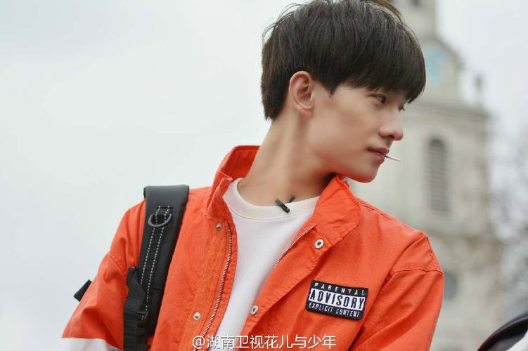 花儿与少年杨洋身高？杨洋花儿与少年导游是谁？ 