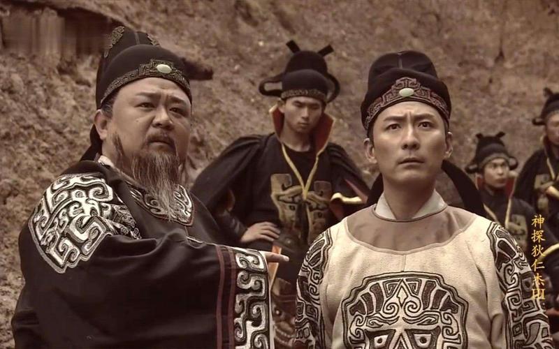 狄仁杰电影有几部?神探狄仁杰圣旨是导演写的吗?