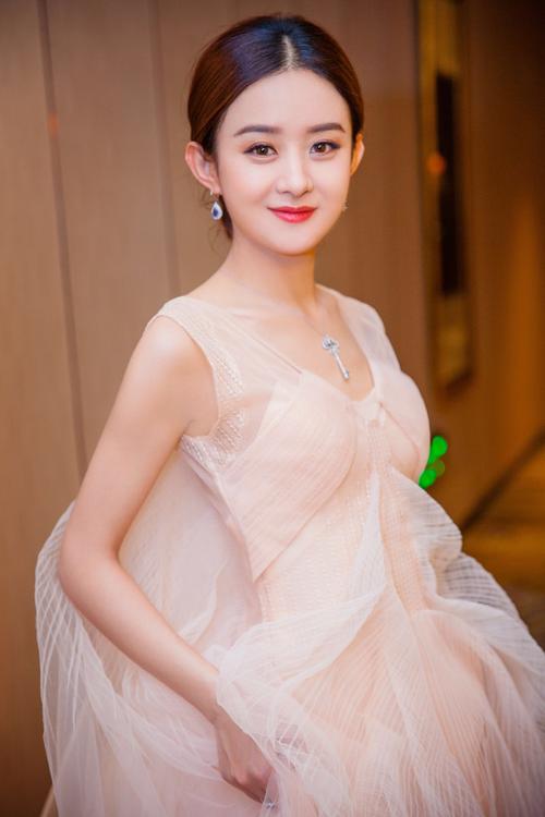 赵丽颖是怎么当上演员的、怎么成名的?著名导演张姓有哪些?