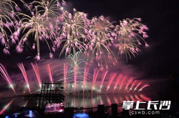 浏阳烟花是什么地方产的?2016年浏阳花炮节召开时间?