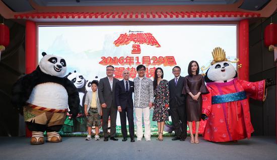 电影功夫熊猫的导演是谁?功夫熊猫的导演是谁呀?