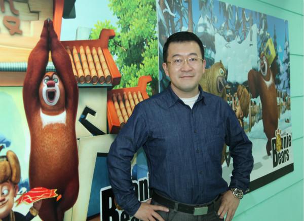 丁亮导演几岁了？光头强的导演是谁？ 