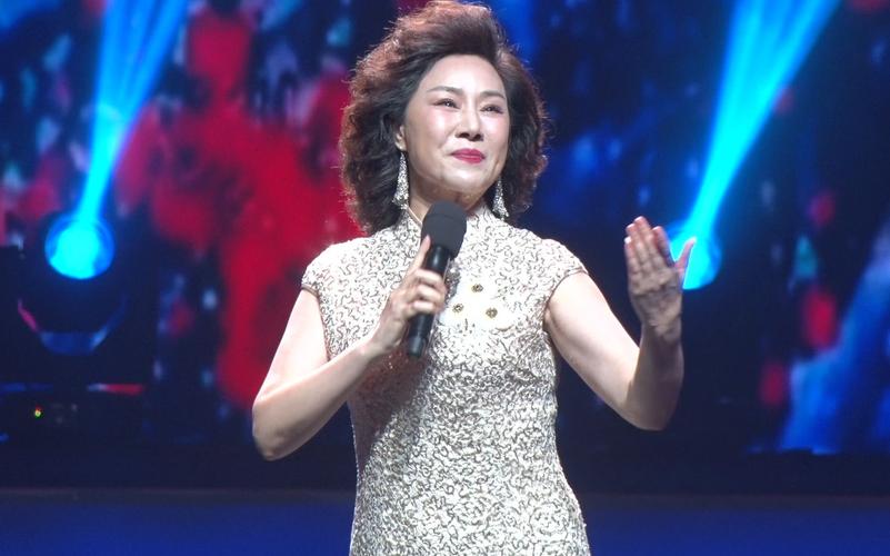 莲花和卡尔是印度哪部电影人物？李金枝大师主演的豫剧有多少？ 