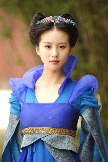 仙剑奇侠传三中龙葵的扮演者叫什么名字?林玉芬导演身高是多少