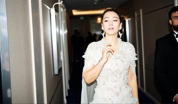 巩俐是法国人吗？西游记女儿国电影国师扮演者？ 