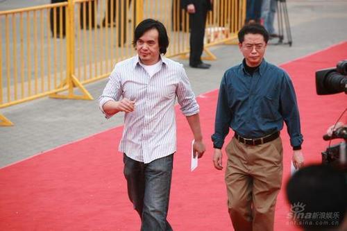 功夫之王的导演是谁？沐浴之王导演是谁？ 