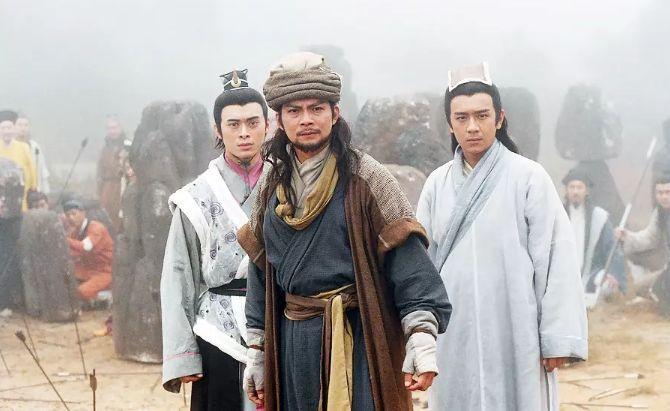 天龙八部导演分别是谁?(武侠导演有哪些)