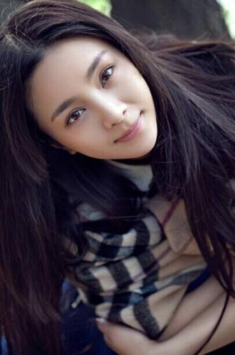 贺兰雪玛依娜扮演者?(贺兰雪是谁导演的)