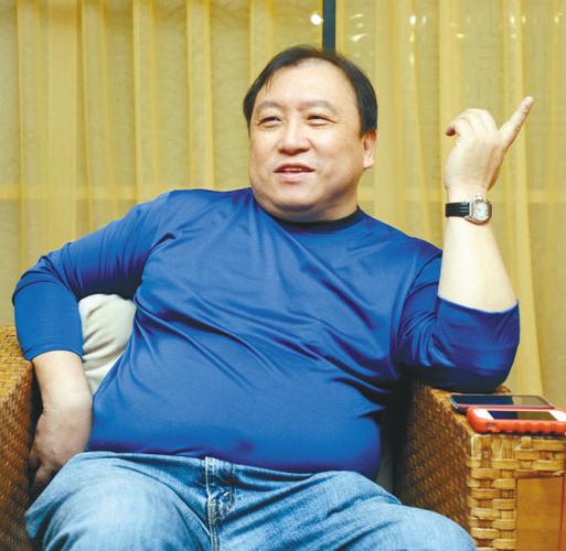 不止不休导演王晶哪里人?(王晶导演介绍)