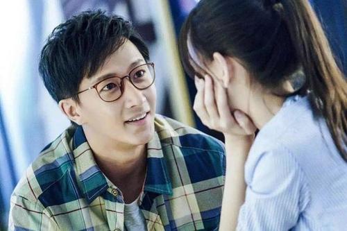 前任4和前任3是一个导演吗?(姓谢的导演)