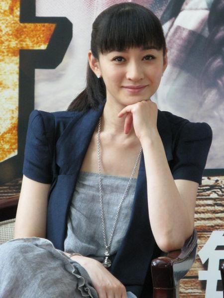 明星拍戏的时候会假戏真做吗?(被导演强奸的李小冉)