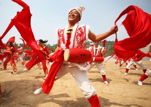 安塞腰鼓是我国什么地区?(电影安塞腰鼓的导演毕业于)