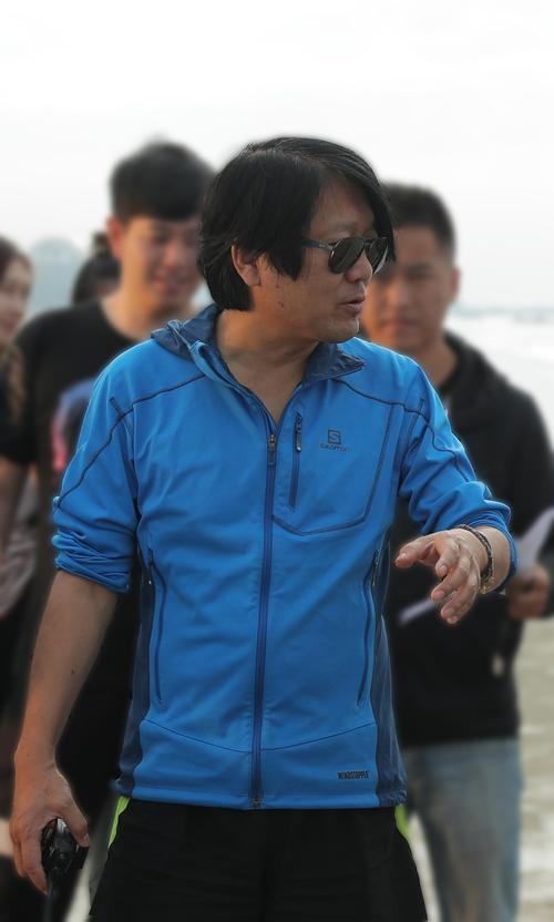 东方破晓中李长生原型?(齐星导演)