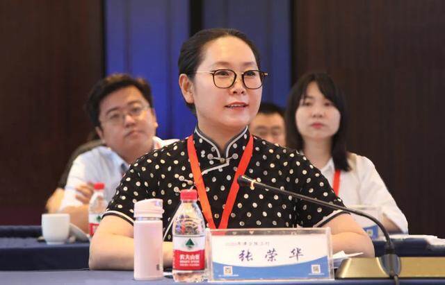 电视剧危机迷雾,张荣华是什么人?(张荣华导演)