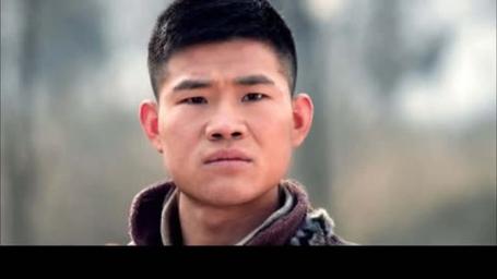 谢孟伟的逆战开始放映没有？（严嘉 导演）